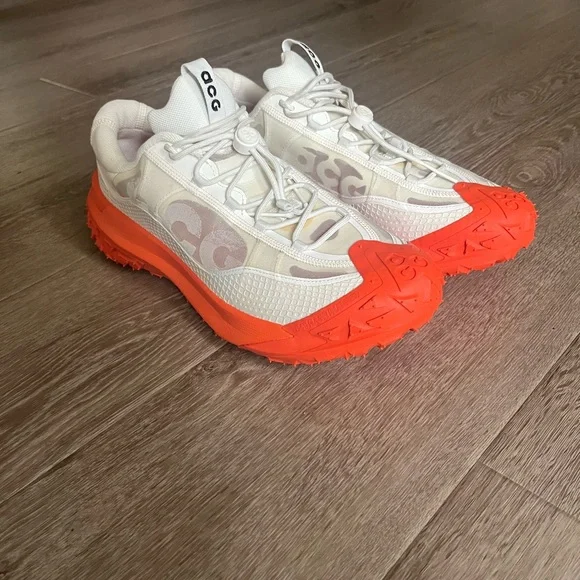 Nike ACG Mountainfly Size 12 NWOB - Picture 2 of 6